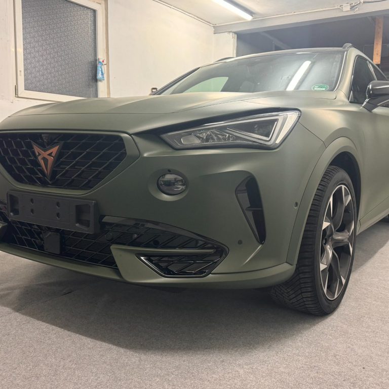 Fahrzeugfolierung Aspach Interieur-Folierung & Car Wrapping  Individueller CarStyle oder Finish Farbwechsel